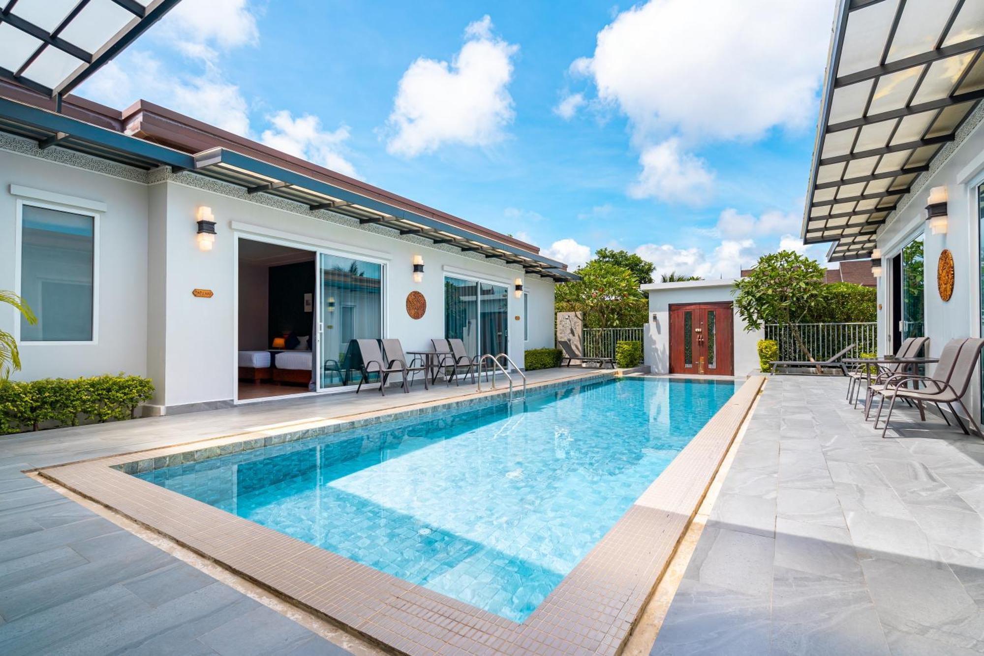 Phuket La Siesta Pool Villas & Pool Access Rooms Nai Harn Exterior foto